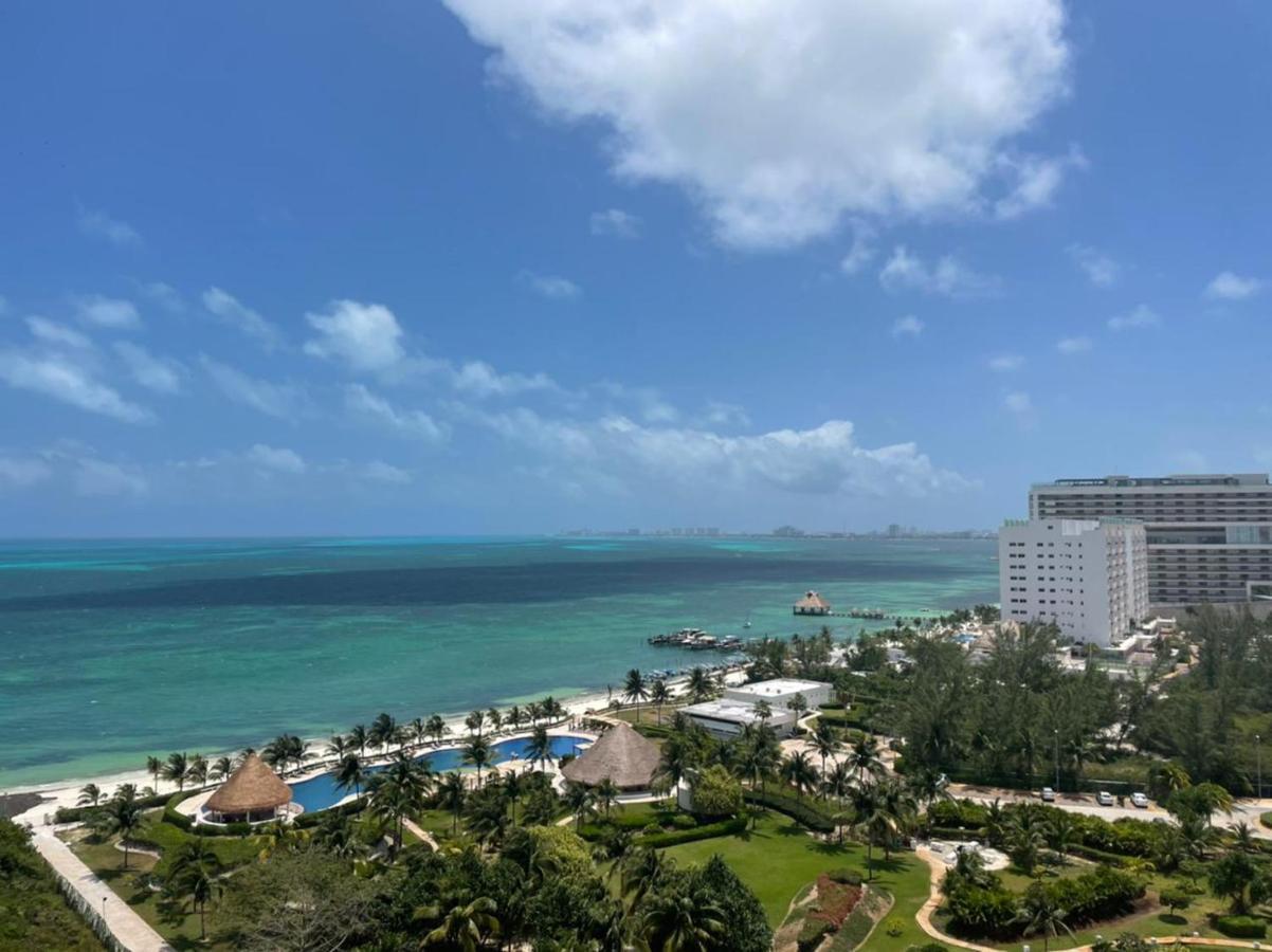 Beachfront Luxury Apartments Cancun Bagian luar foto