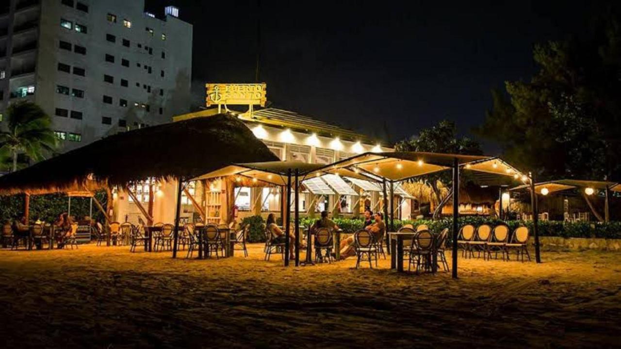 Beachfront Luxury Apartments Cancun Bagian luar foto