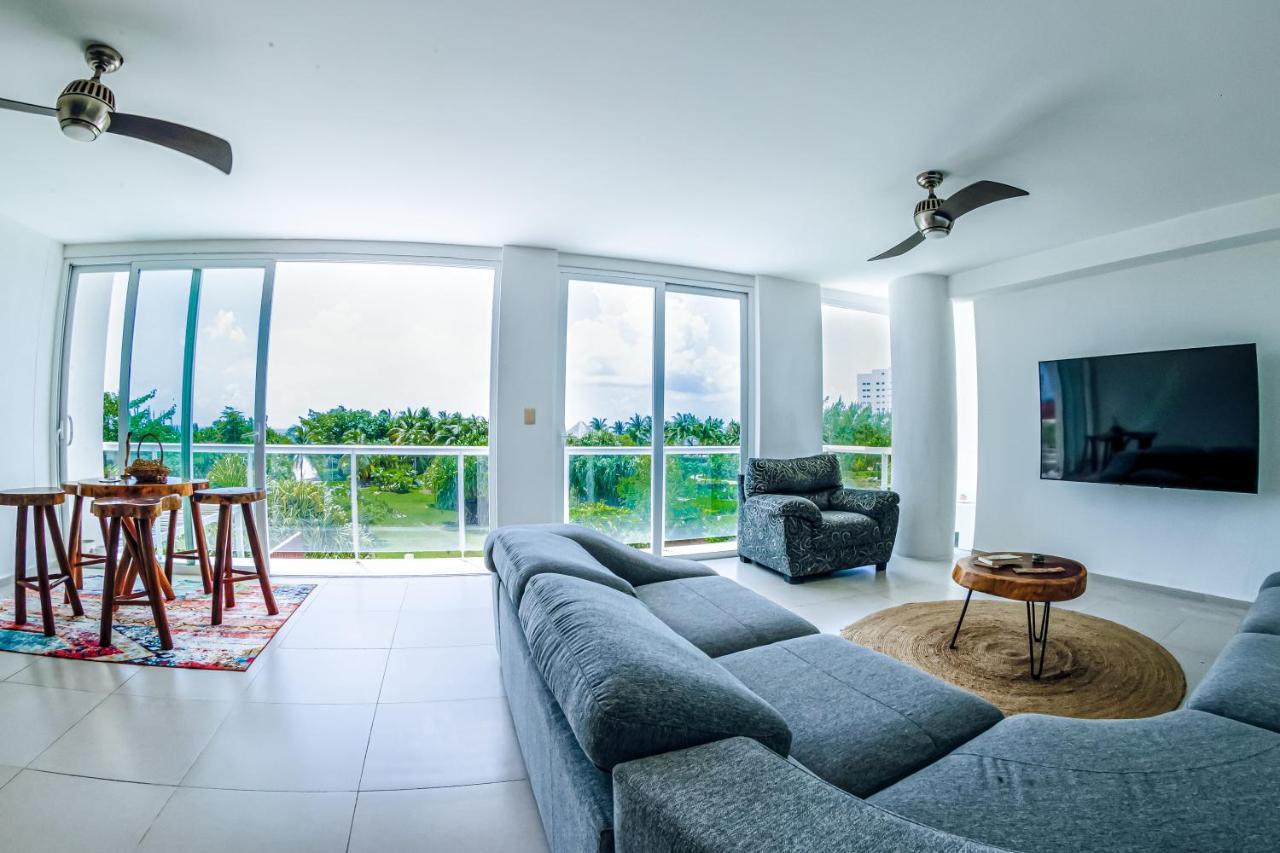 Beachfront Luxury Apartments Cancun Bagian luar foto