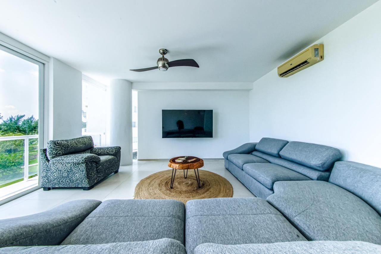 Beachfront Luxury Apartments Cancun Bagian luar foto