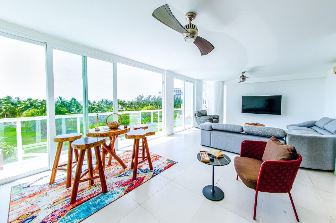 Beachfront Luxury Apartments Cancun Bagian luar foto