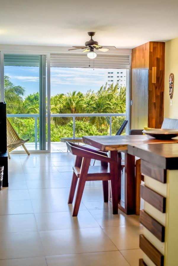 Beachfront Luxury Apartments Cancun Bagian luar foto